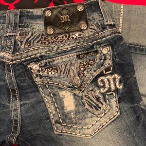 Miss me cuffed Capri